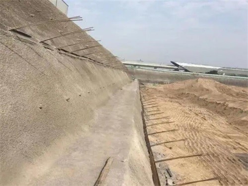 武鸣河道边坡加固